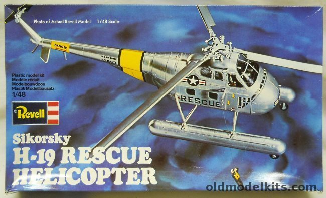 Revell 1/48 Sikorsky H-19 Rescue Helicopter, 4433 plastic model kit